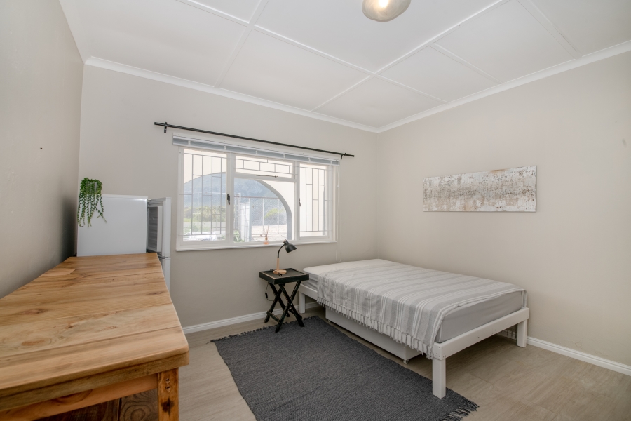 5 Bedroom Property for Sale in Bettys Bay Western Cape
